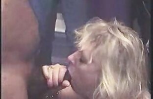 XXX Súper sexy viejo colombia porn tube spunker juega con su empapado mojado coño